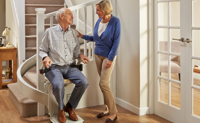 acorn stair chair