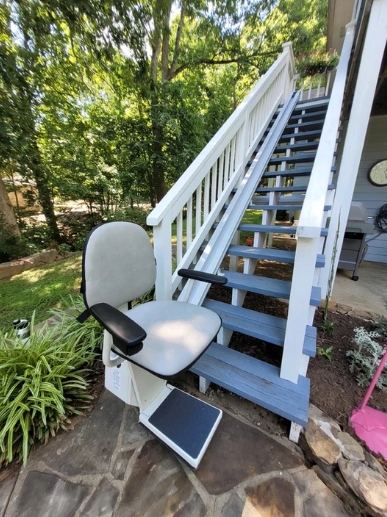 chair lifts for stairs with landings price
