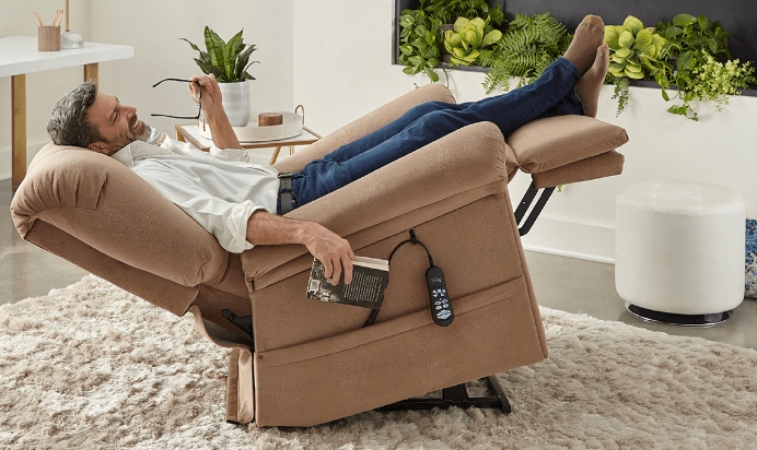 recliners that lift you up